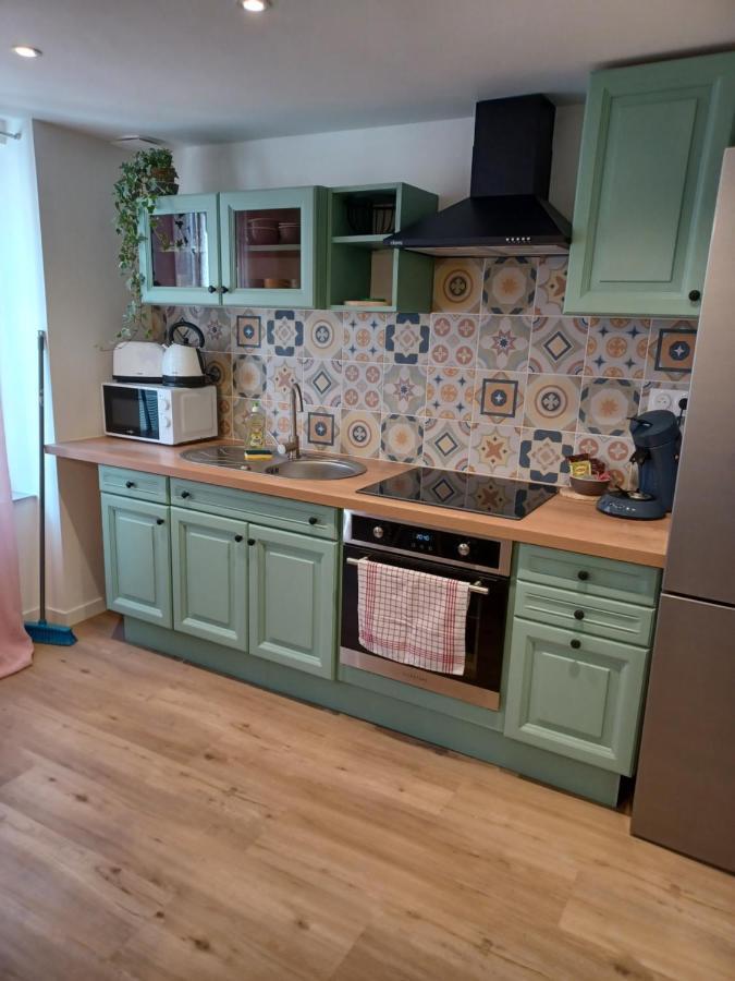 Duplex Centre Ville Ernée المظهر الخارجي الصورة