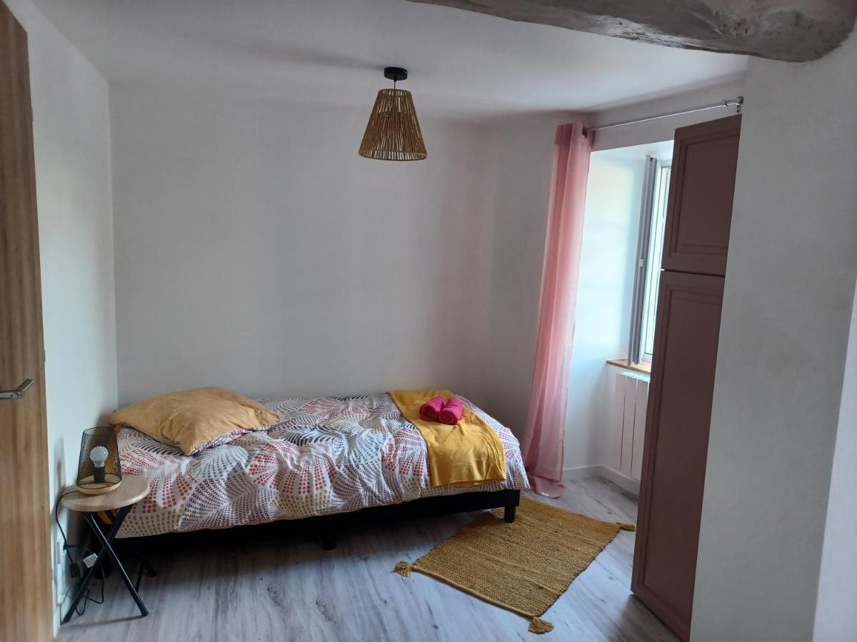 Duplex Centre Ville Ernée المظهر الخارجي الصورة